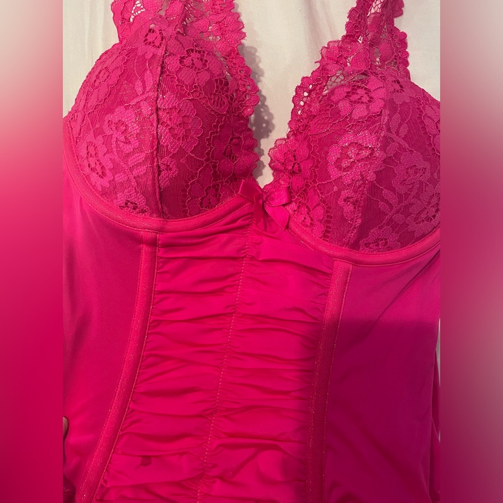 Bustier - Picture 2 of 4